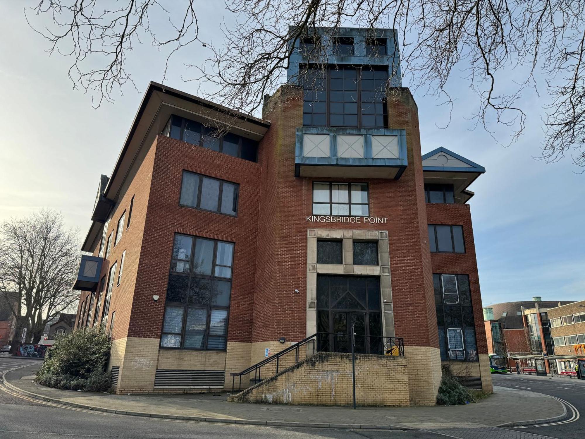 Elegant One Bedroom Apartment Swindon Esterno foto